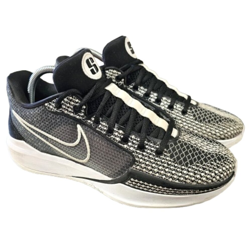 Nike Women's Sabrina 1 TB Black White Sz 9.5 FQ3391-002 Athletic Running Shoes